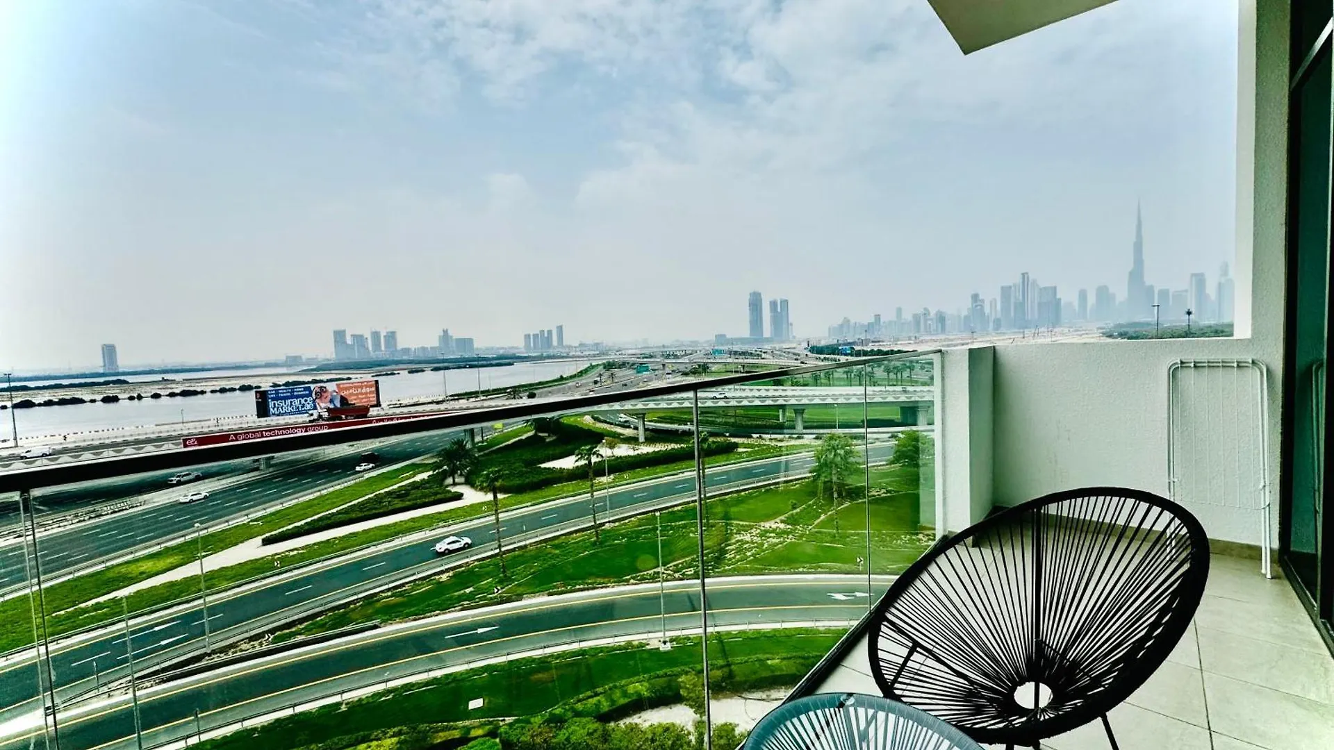Apartment Venduras - Skyline View Farhad Azizi Residence Al Jaddaf Dubai