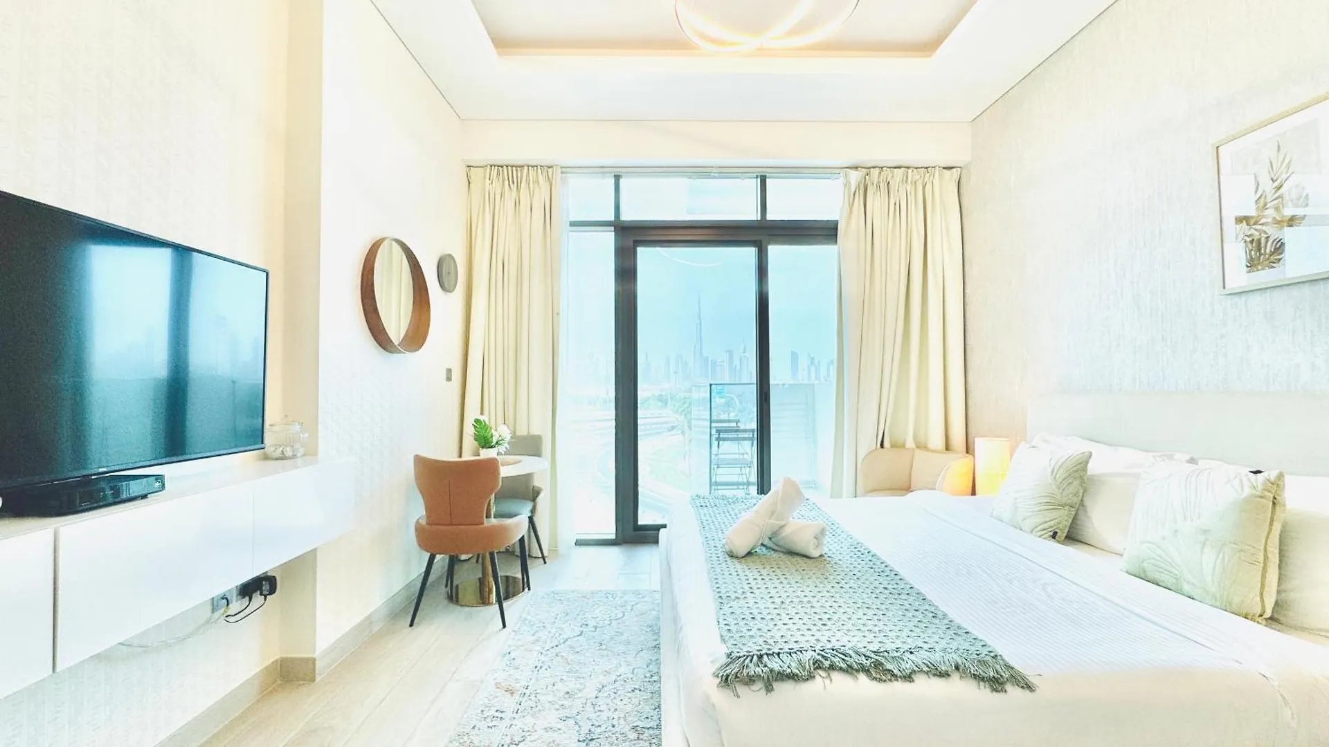 Venduras - Skyline View Farhad Azizi Residence Al Jaddaf Dubai
